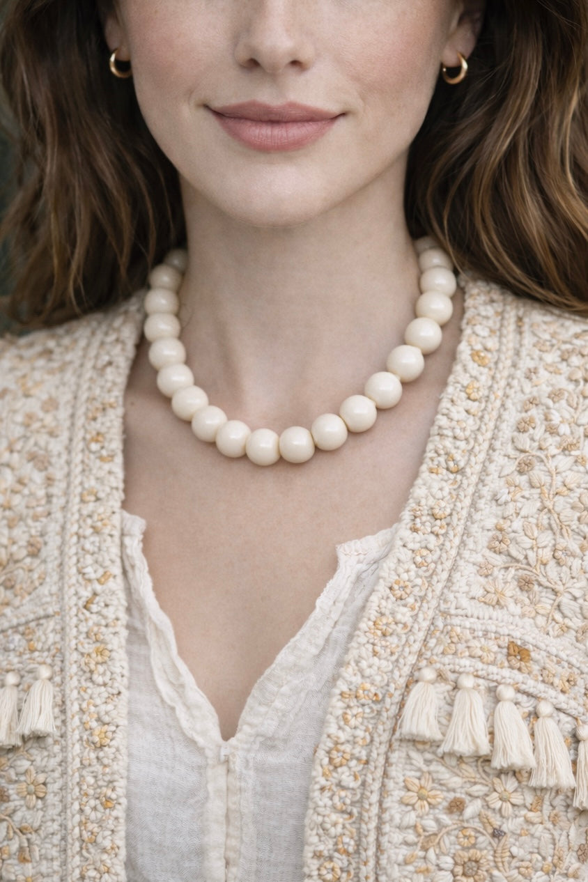 Luxurious Ivory Bead Necklace