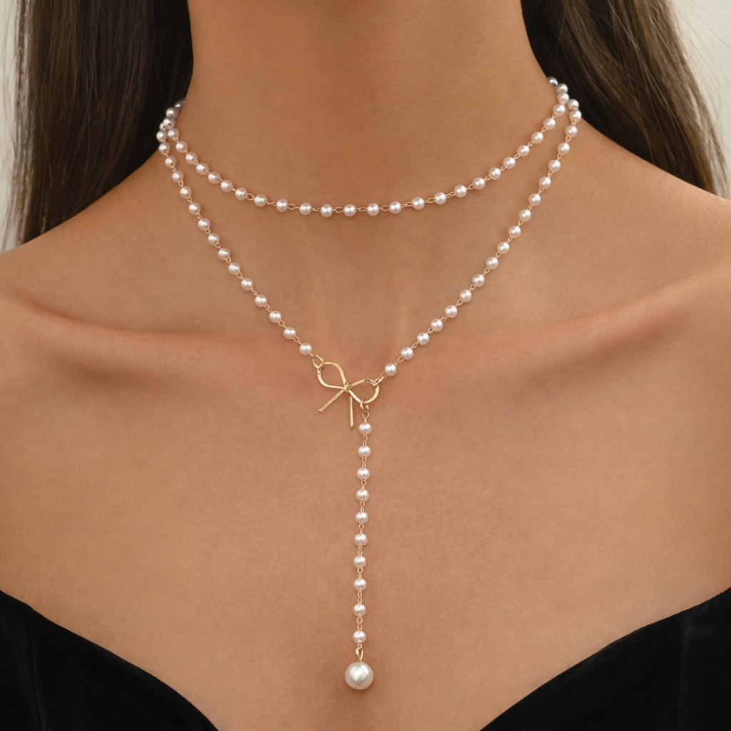 Double Layered Pearl Necklace with Bow Detail